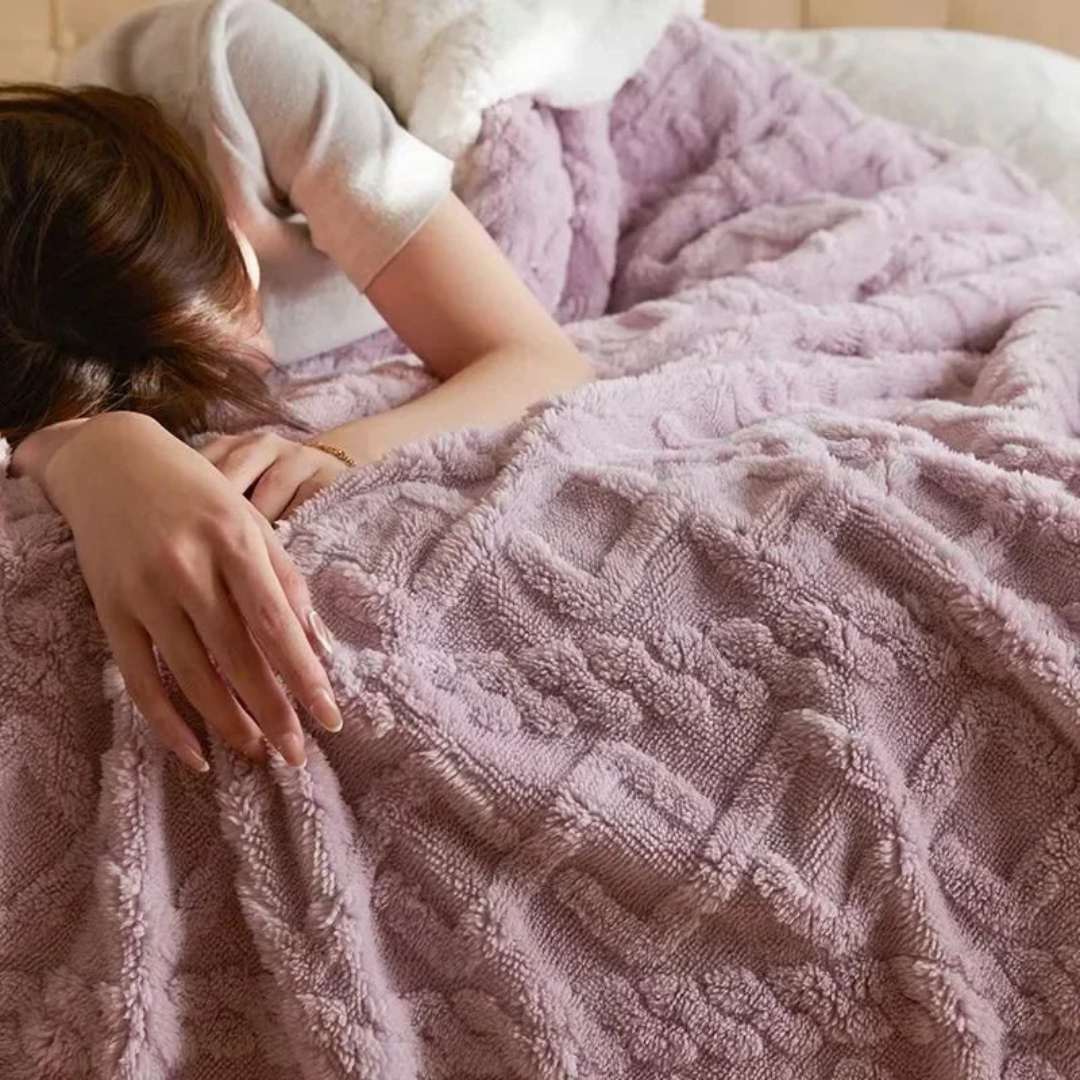 WarmWool Thick Lambswool Blanket – Winter Cozy Throw | Luxenique