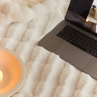 Plush Wool Blanket for All Seasons | Luxenique